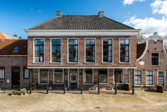 Kaatsplein 3 en 7, De Gekroonde Roskam te Witmarsum