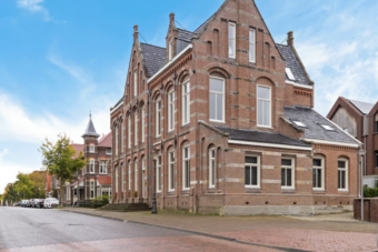 Kasteel 4-D te Coevorden, wonen in een herbestemd postkantoor